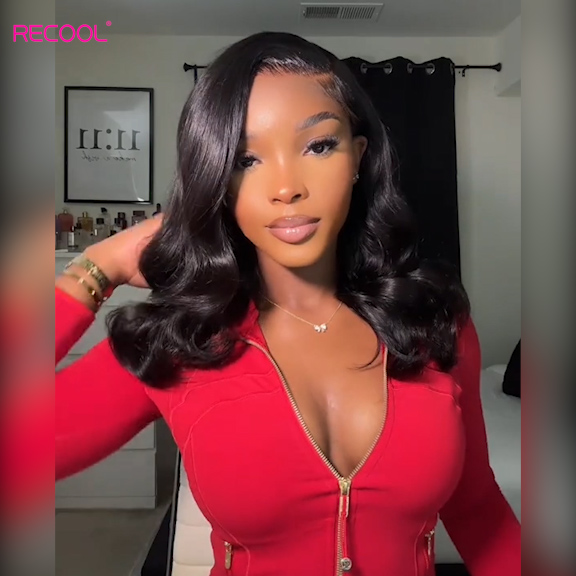 short body wave wig with layer (1)
