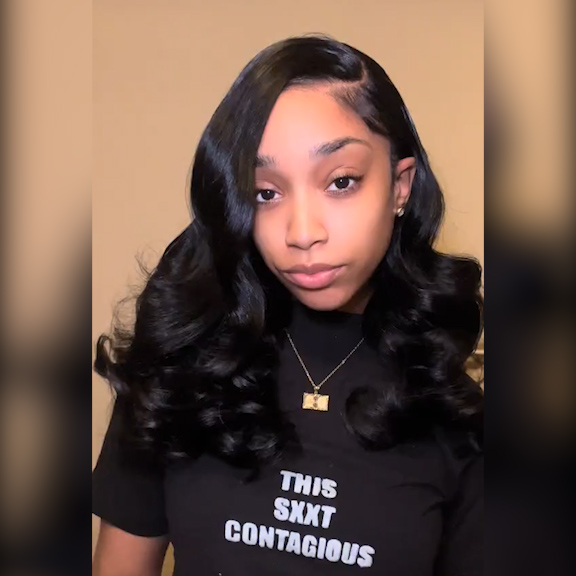 short body wave wig with layer (1)